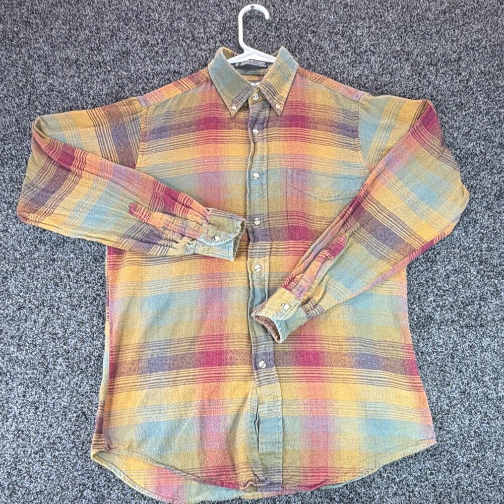 Van Heusen Winterweights Flannel Shirt Mens Medium Plaid Cotton Long Sleeve